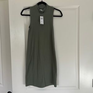 NWT Abercrombie & Fitch Mock Neck Ribbed Dress Sz S
